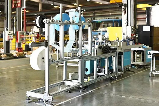 云顶集团全自动一拖二平面口罩机